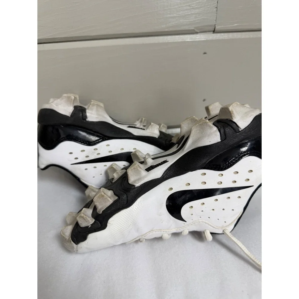 (Nike) Alpha  Fastflex Kids 2.5Y White Black Baseball Cleats DJ6525-101
